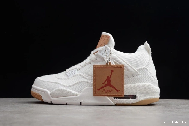 x Levi's AO2571-100 Jordan 'White' Air 4 0812